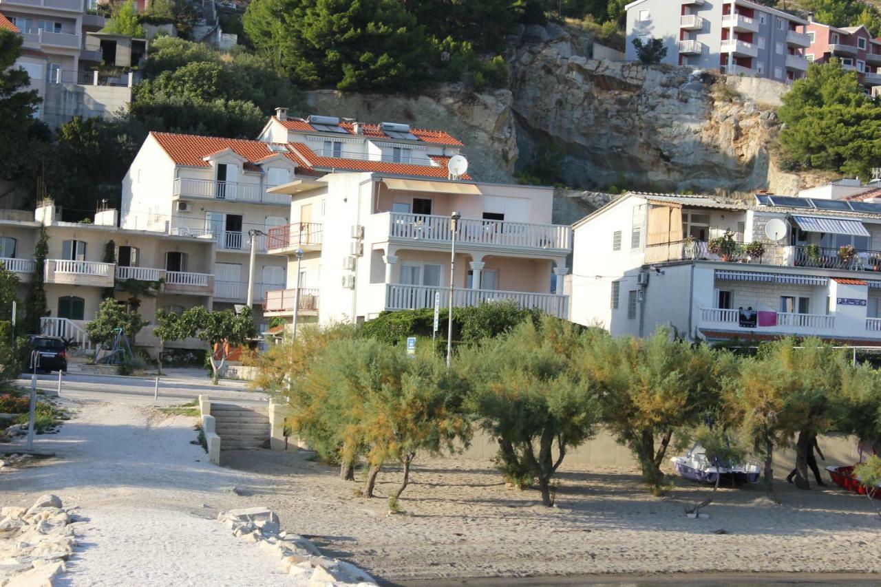 Omis Apartmani Mouse المظهر الخارجي الصورة